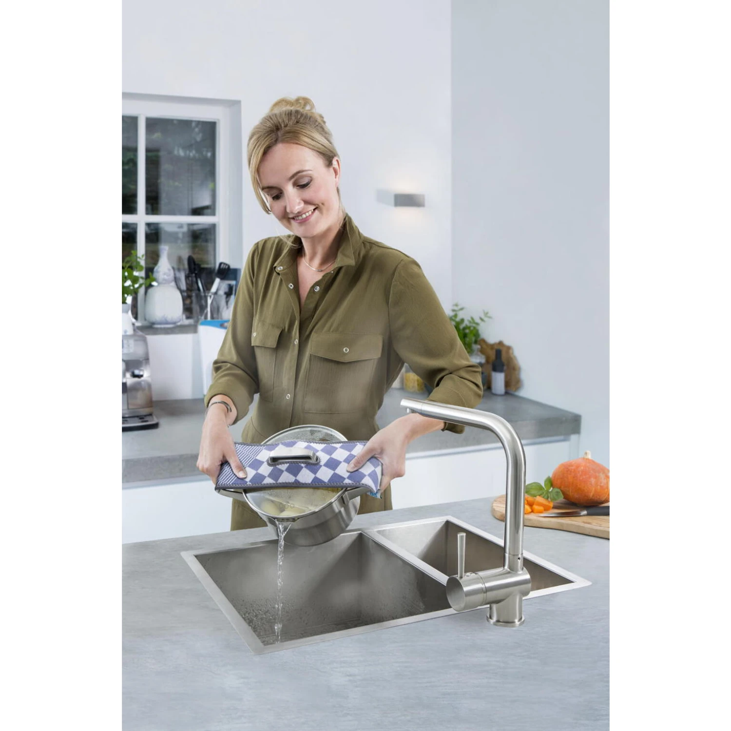 BK Mr.grip Afgiethulp Geruit Rood 4 BK Mr.grip Afgiethulp Geruit Rood - Afbeelding 2