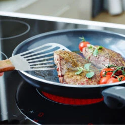 GreenPan Cambridge Black Koekenpan Ø30 Cm (voor Alle Warmtebronnen) 13 GreenPan Cambridge Black Koekenpan Ø30 Cm (voor Alle Warmtebronnen) -Philips Verkoop 101 9653 6 1