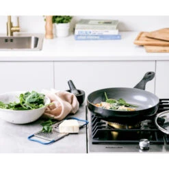 BK Easy Basic Ceramic Koekenpan Ø24 Cm 9 BK Easy Basic Ceramic Koekenpan Ø24 Cm -Philips Verkoop 102 6452 4 1