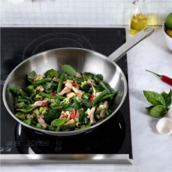 BK Bright Wokpan Ø28 Cm 10 BK Bright Wokpan Ø28 Cm -Philips Verkoop 102 9903 4 1