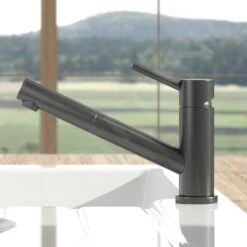 Villeroy & Boch Como - Keukenkraan Met Uittrekbare Sproeikop, Neerklapbaar Onder Raam, Antraciet 92580005 15 Villeroy & Boch Como - Keukenkraan Met Uittrekbare Sproeikop, Neerklapbaar Onder Raam, Antraciet 92580005 -Philips Verkoop 69005f883defb3b13c6e0236