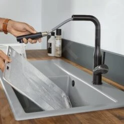 Villeroy & Boch Subway Style Shower - Keukenkraan Met Uittrekbare Sproeikop, Antraciet 92850005 -Philips Verkoop 7a13bd0b8bb00a9d9f9002a8